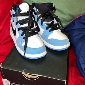 University blue Jordan 1s